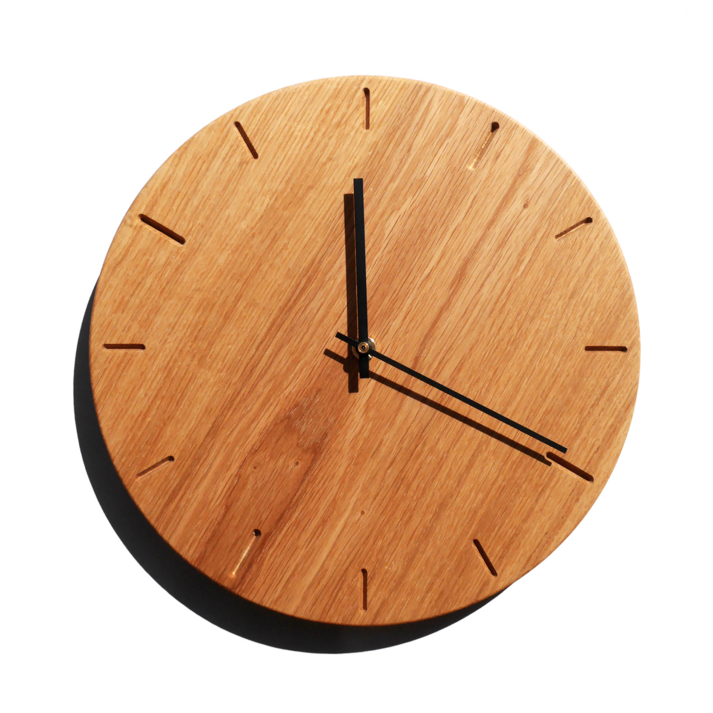 Wanduhr Eiche Round